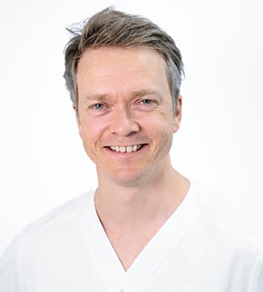 Øyelege Martin Ystad. 